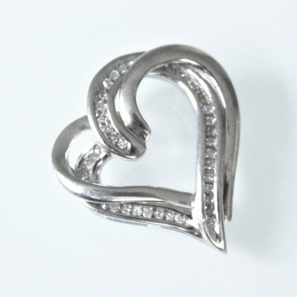 JWBR STERLING SILVER DIAMOND HEART SLIDE PENDANT